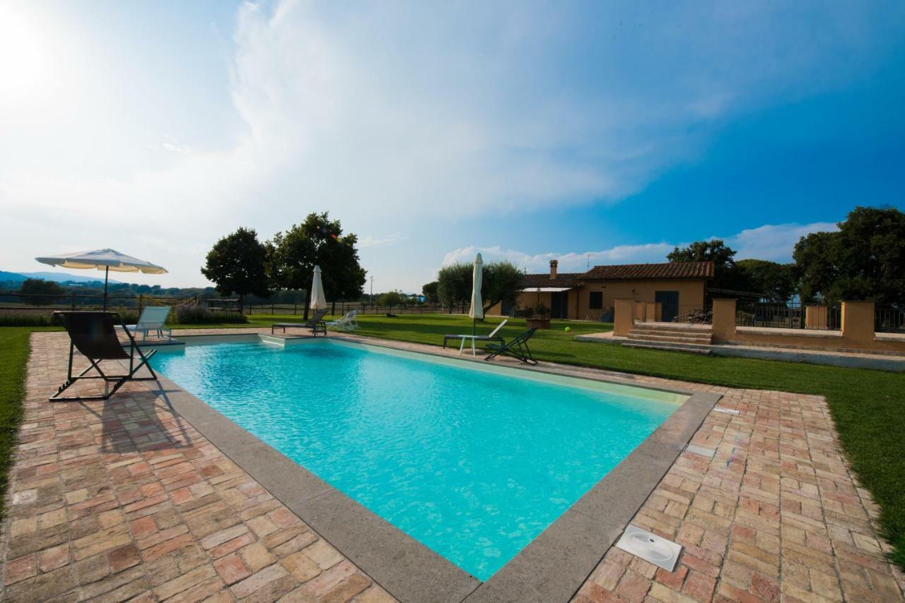 Agriturismo La Ghiga Nepi Eksteriør billede